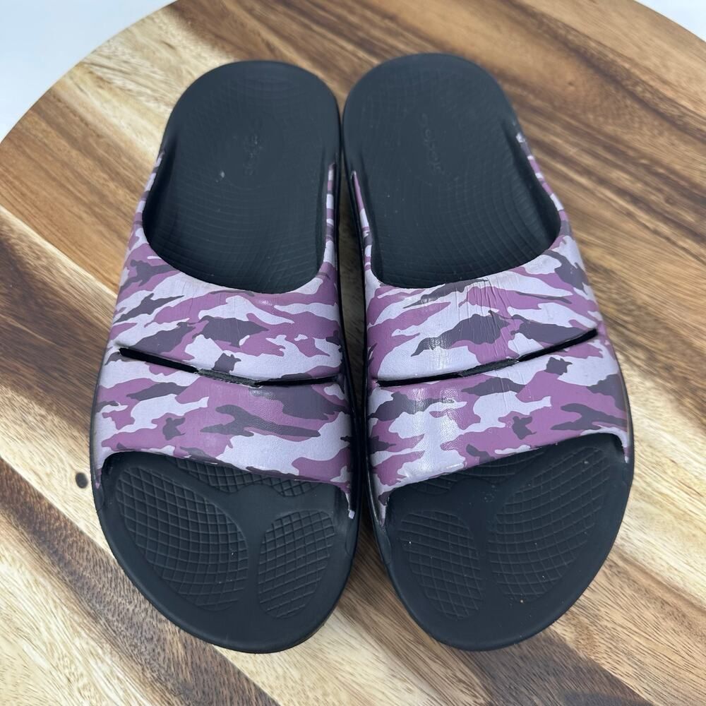 Oofos Ooahh Purple Camo Slides Men’s 8 Women’s 10 Cushioned Recovery Sandals